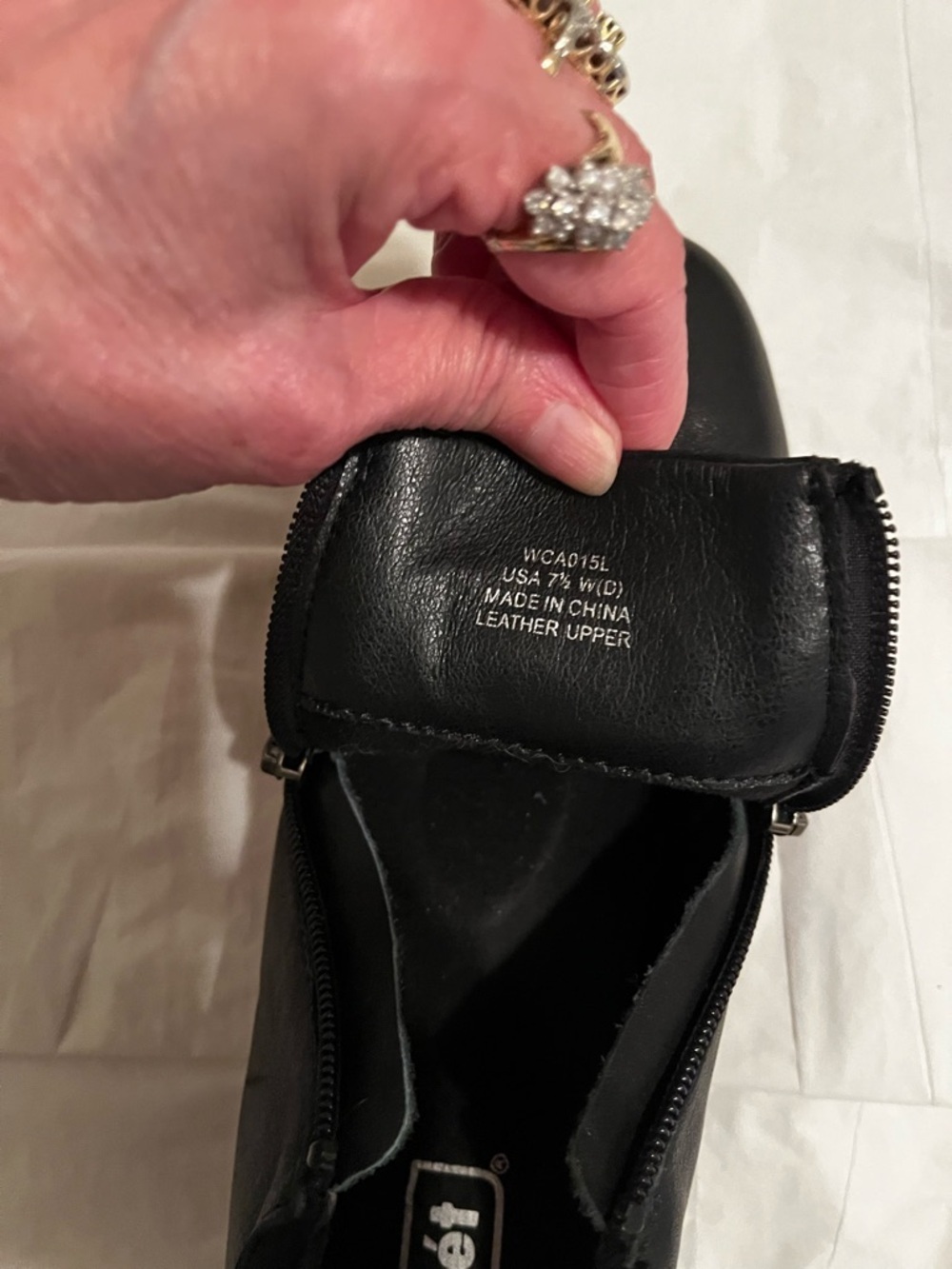 PROPÉT~DELPHI BLACK LEATHER DUAL~ZIP BOOTIES~7.5W - Picture 7 of 10